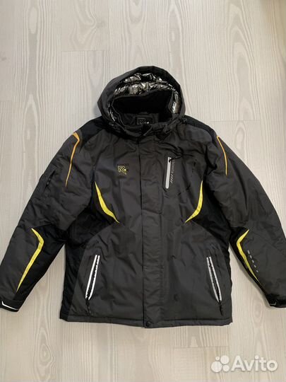 Горнолыжная куртка