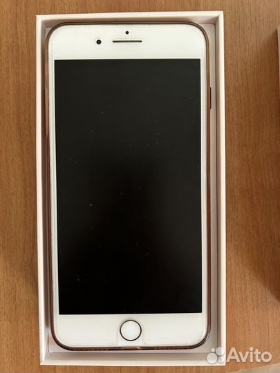 iPhone 8 Plus, 64 ГБ