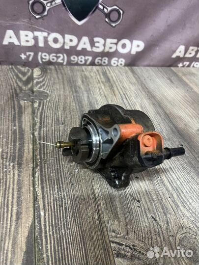 Range rover L405 вакуумный насос