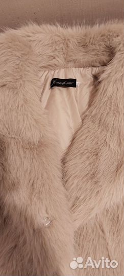 Искусственная шуба короткая 48