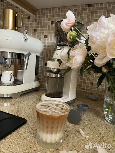 Кофемашина smeg