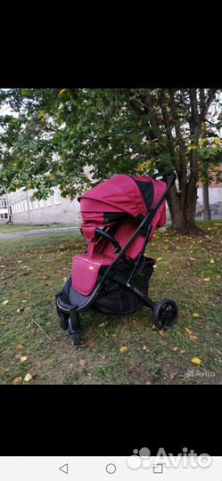 Прогулочная коляска