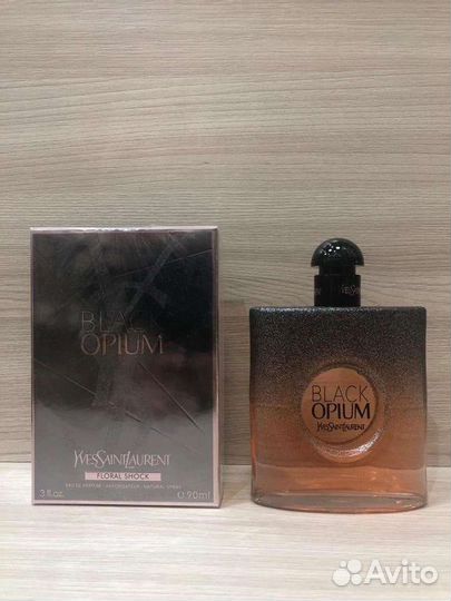 Black Opium Floral Shok Yves Saint Laurent 100 мл