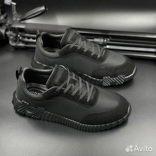 Топовые кроссовки мужские