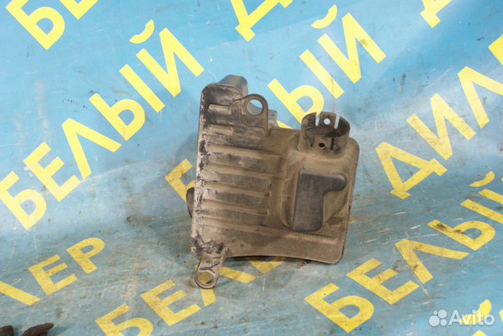 Корпус воздушного фильтра Ford Mondeo 3