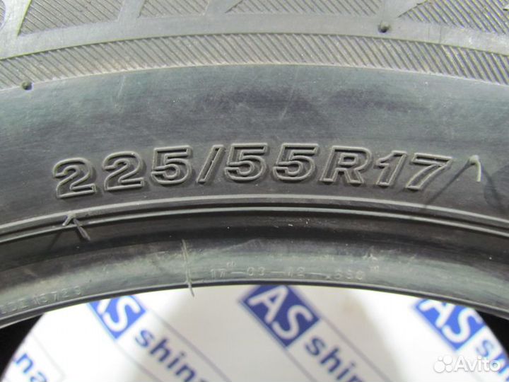 Bridgestone Blizzak LM-32 225/55 R17 96R