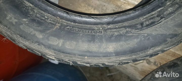 Nokian Tyres Hakkapeliitta R2 215/55 R16