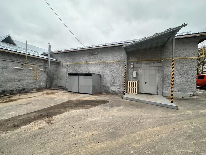 Здание, 1042.4 м²