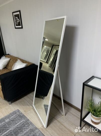 Зеркало напольное