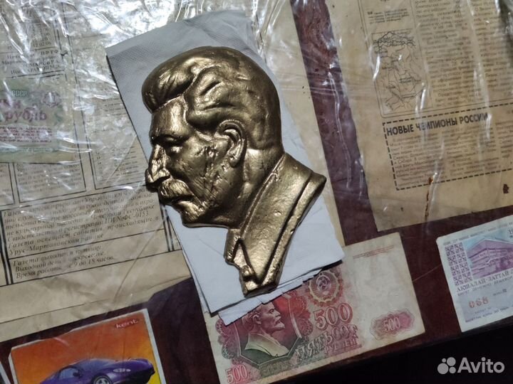 Барельеф / И.В. Сталин