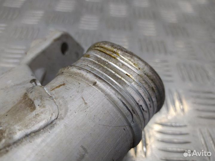 Б/У Б/У Труба интеркулера Погнут выход 31370288