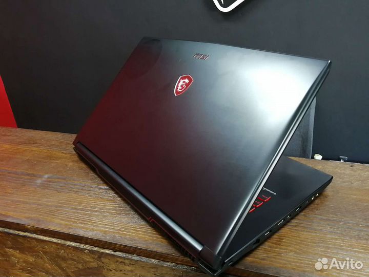 Игровой ноутбук MSI 17,3