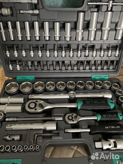 Набор инструментов ключей stels 94 предмета
