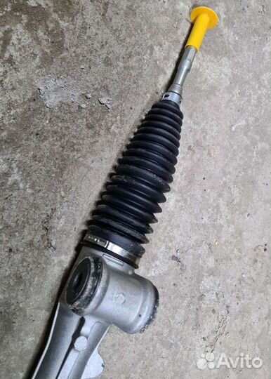 Рулевая рейка Toyota Vitz SCP90