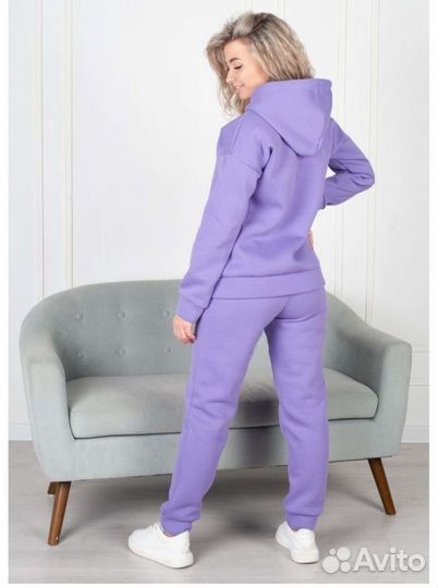 Костюм спортивный