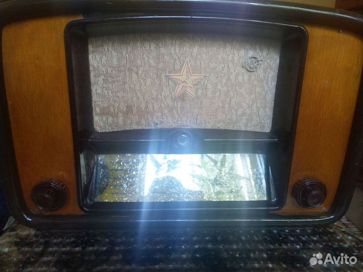 Радиоприемник WEF балтика-254. 1954г