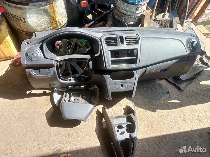 Торпеда на Renault Logan 2 2018гв