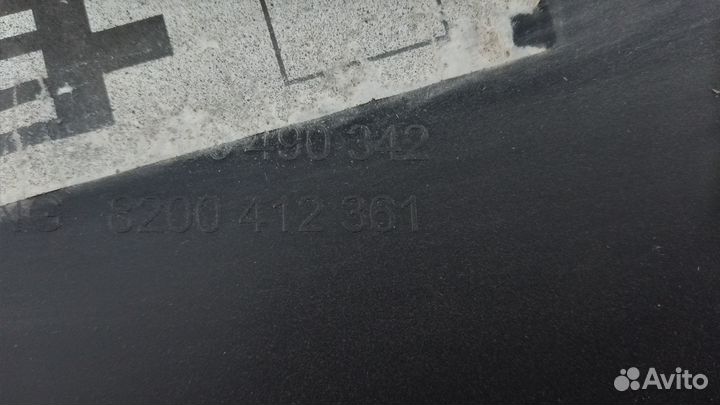 Накладка переднего бампера правая Renault Megane 2