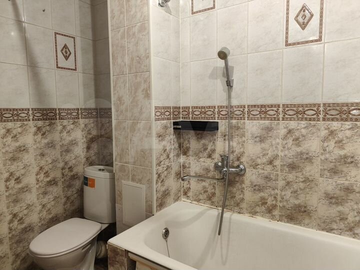 2-к. квартира, 50 м², 9/9 эт.