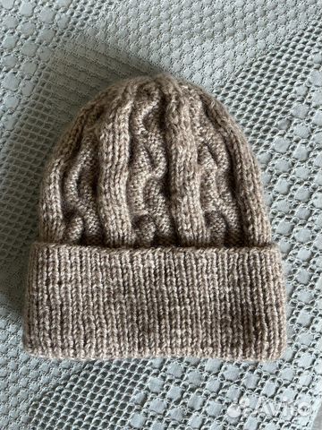Шапка женская вязаная ручная работа (новая)