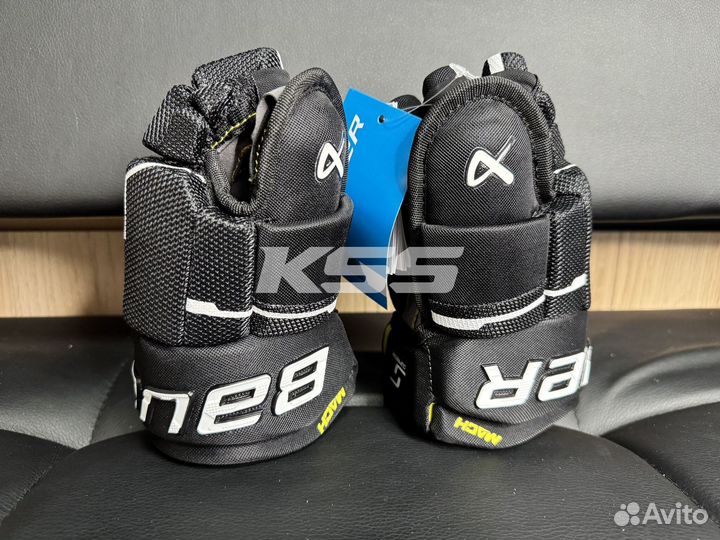 Хоккейные краги Bauer Supreme Mach Black-White