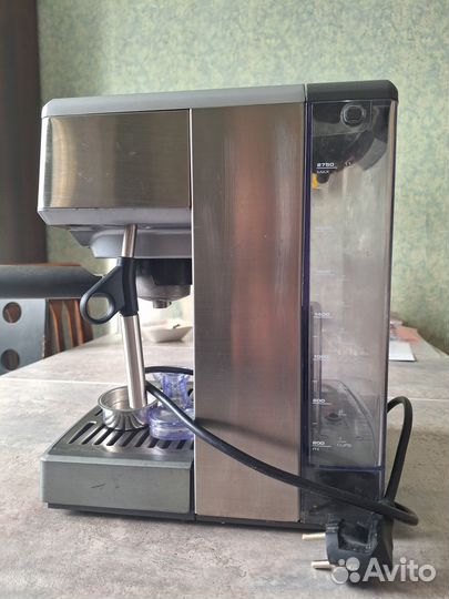 Кофеварка рожковая Bork