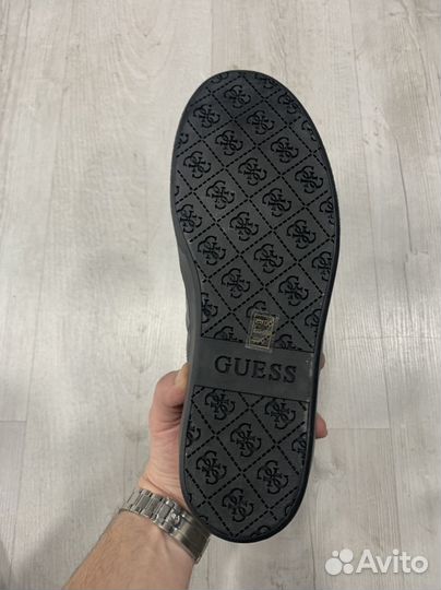 Кеды Guess