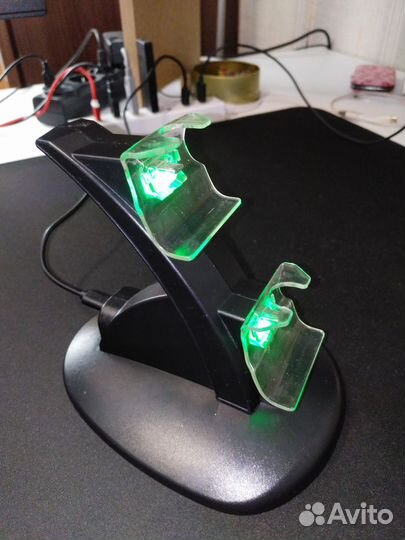 Зарядная подставка Xbox