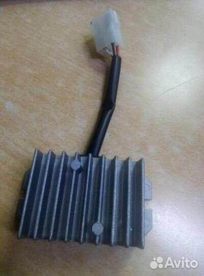 Регулятор напряжения A-R98-1 Буран