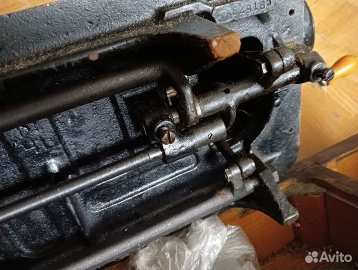 Швейная машинка пмз им. Калинина