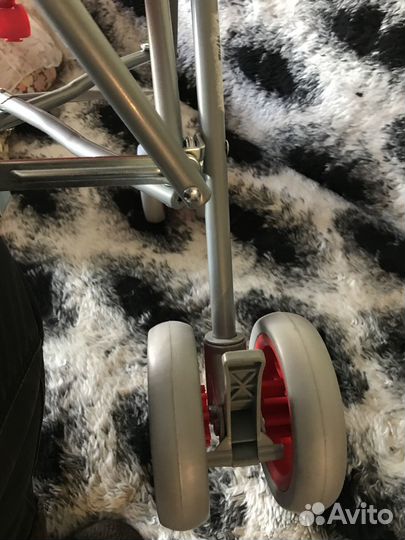 Прогулочная коляска трость новая babytun Easy Red