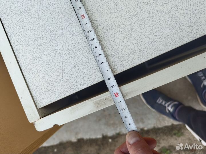 Шкаф навесной