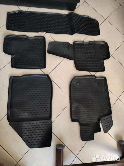 Комплект ковриков Novline для Лада Ларгус 7 мест