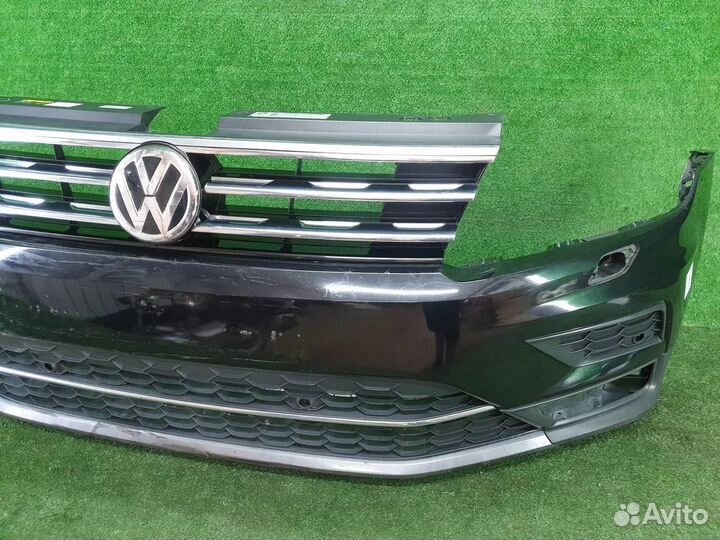 Бампер передний Volkswagen Tiguan
