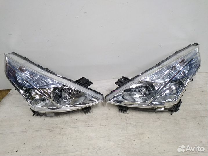 Фара на Nissan teana J32 оригинал