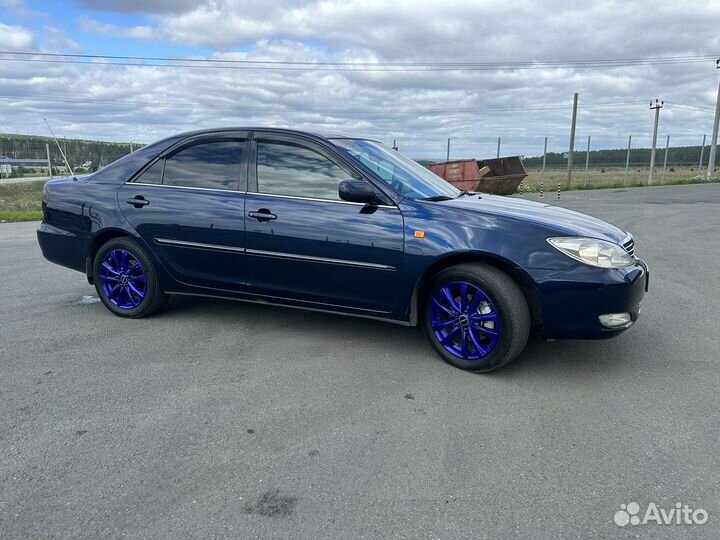 Toyota Camry 2.4 МТ, 2004, 290 000 км