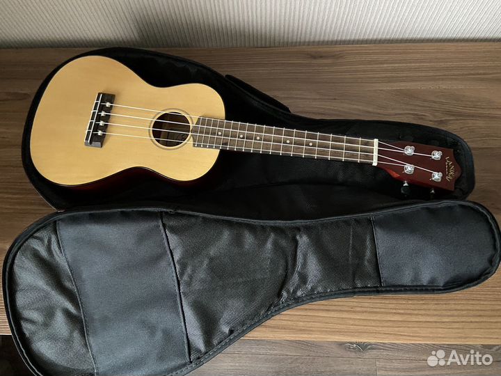 Укулеле Lanikai из ели, с чехлом
