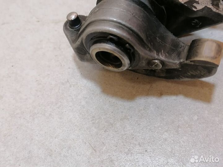 Ось коромысел в сборе Opel Monterey A 1992-1998