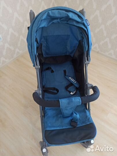 Прогулочная коляска трость