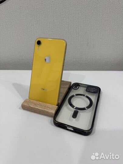 iPhone Xr, 64 ГБ