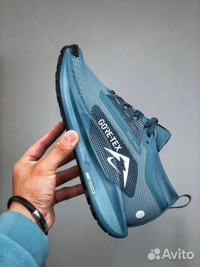 Кроссовки nike