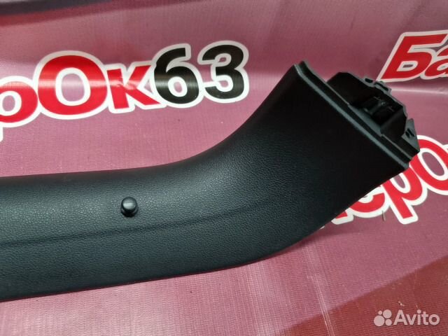 Обшивка двери багажника левая Volkswagen Tiguan