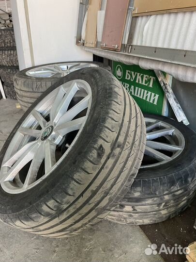 Nokian Tyres Nordman SZ2 215/50 R17