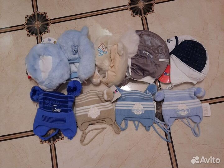 Шапочки новые для детей до 1 года