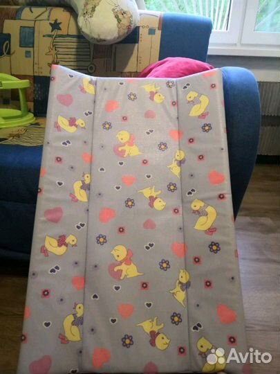 Продам пеленальный столик Гномыч