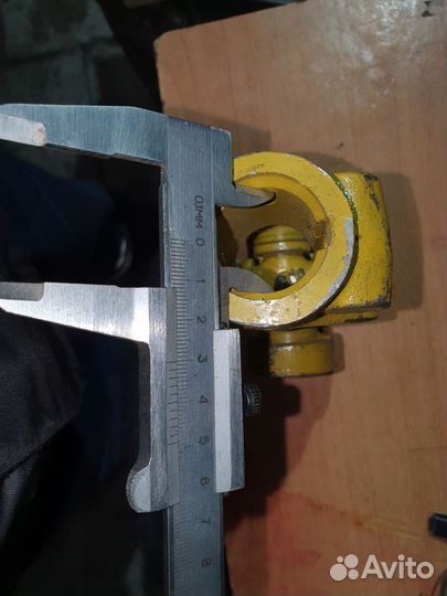 Шарнир на трактор