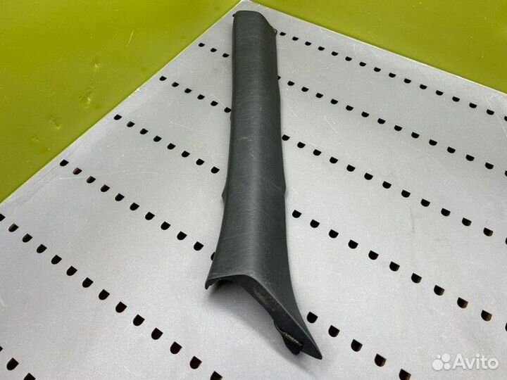 Накладка стойки передняя левая Mercedes-Benz S