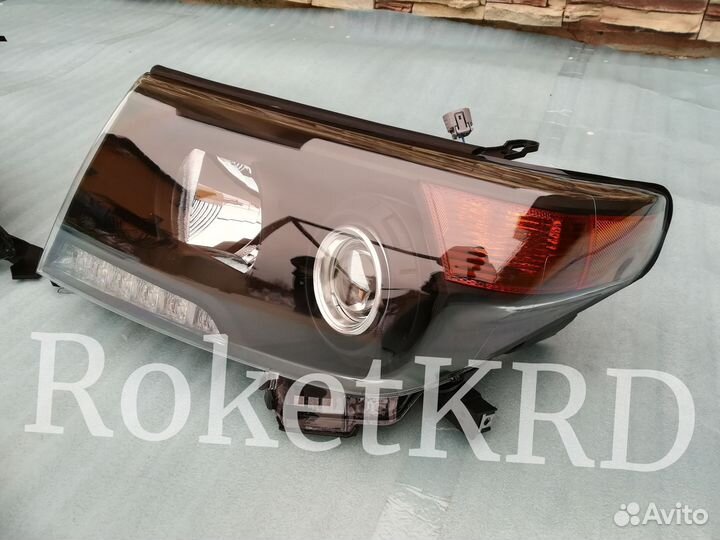 Фары toyota land cruiser 200 Черные 07-15