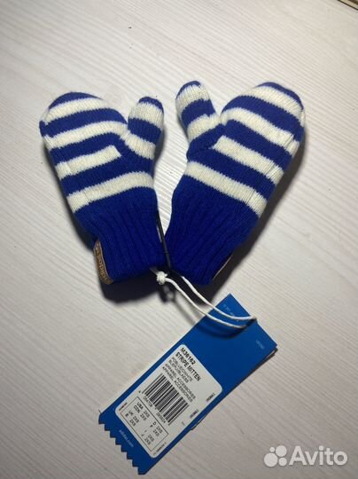 Варежки Adidas новые для ребенка