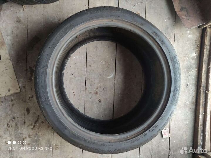 Michelin Pilot Super Sport 295/35 R20